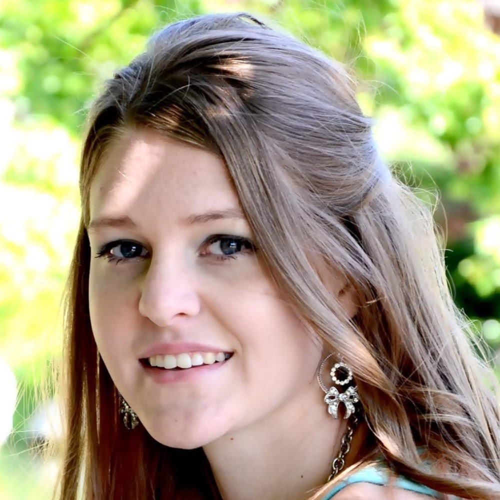Meet your Posher, Alyssa